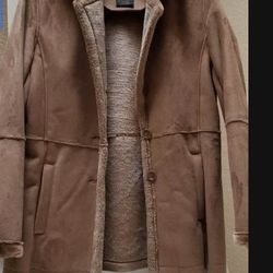 suede women's fur jacket M/S excellent condition (pick up in lacey)