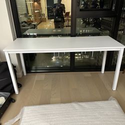 Wide White Desk for Sale – Moving Sale!