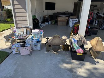 Amazing Decorations And Home Items For Crazy CHEAP! Moving And Everything Has To Go