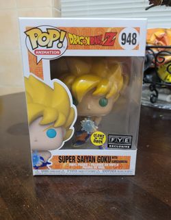 Funko Pop Super Saiyan Goku (FYE Exclusive)