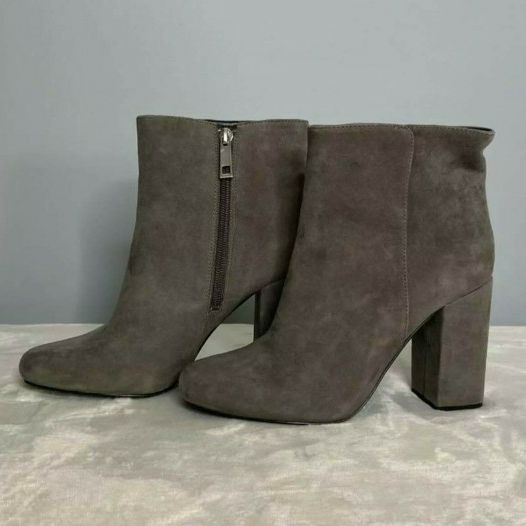 New Charles David Womens Booties Size 7