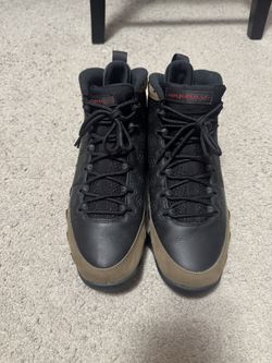 VNDS JORDAN 9 OLIVE SIZE 9
