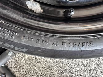 Tire 215/50 R 17