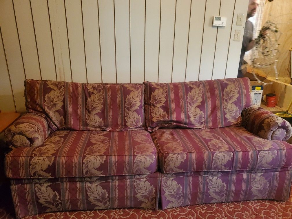 Super Deep, Large Couch