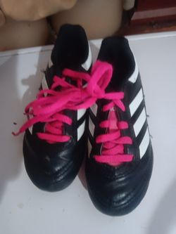 Used Adidas Soccer Cleats Little Kid Size10. Unisex Black And Hot Pink
