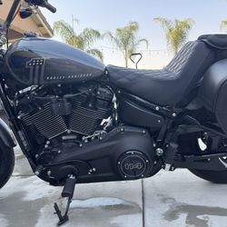 2022 HD Streetbob 114
