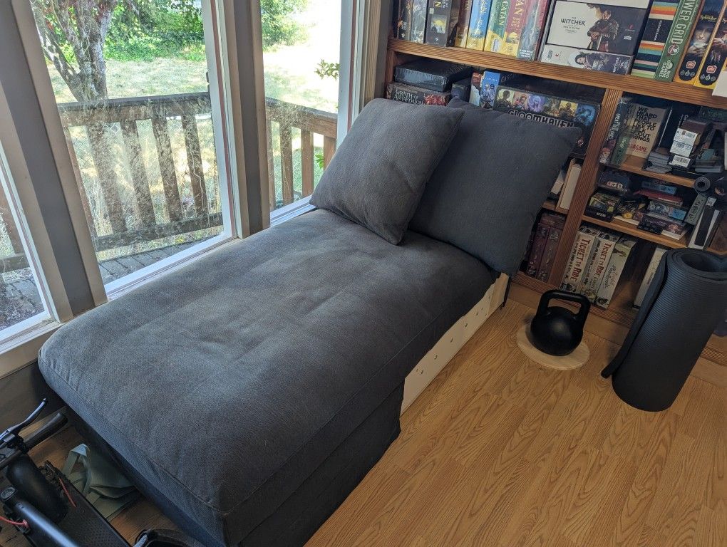 IKEA Chaise