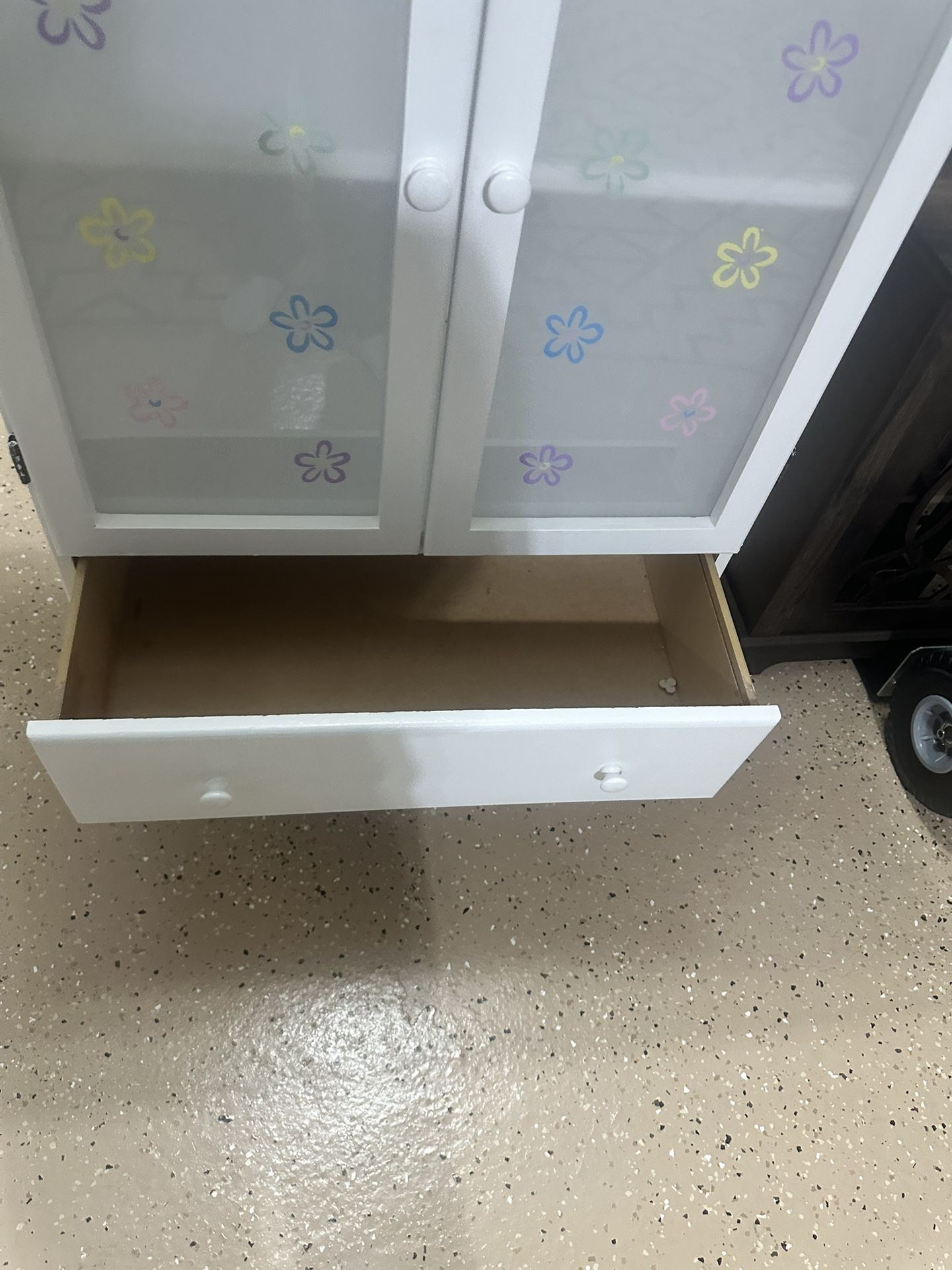 Kids Cabinet Perfect For Books