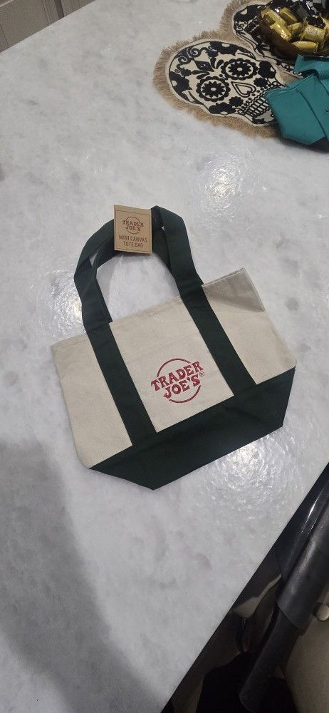 Trader Joe's Mini Tote Bag Green $10