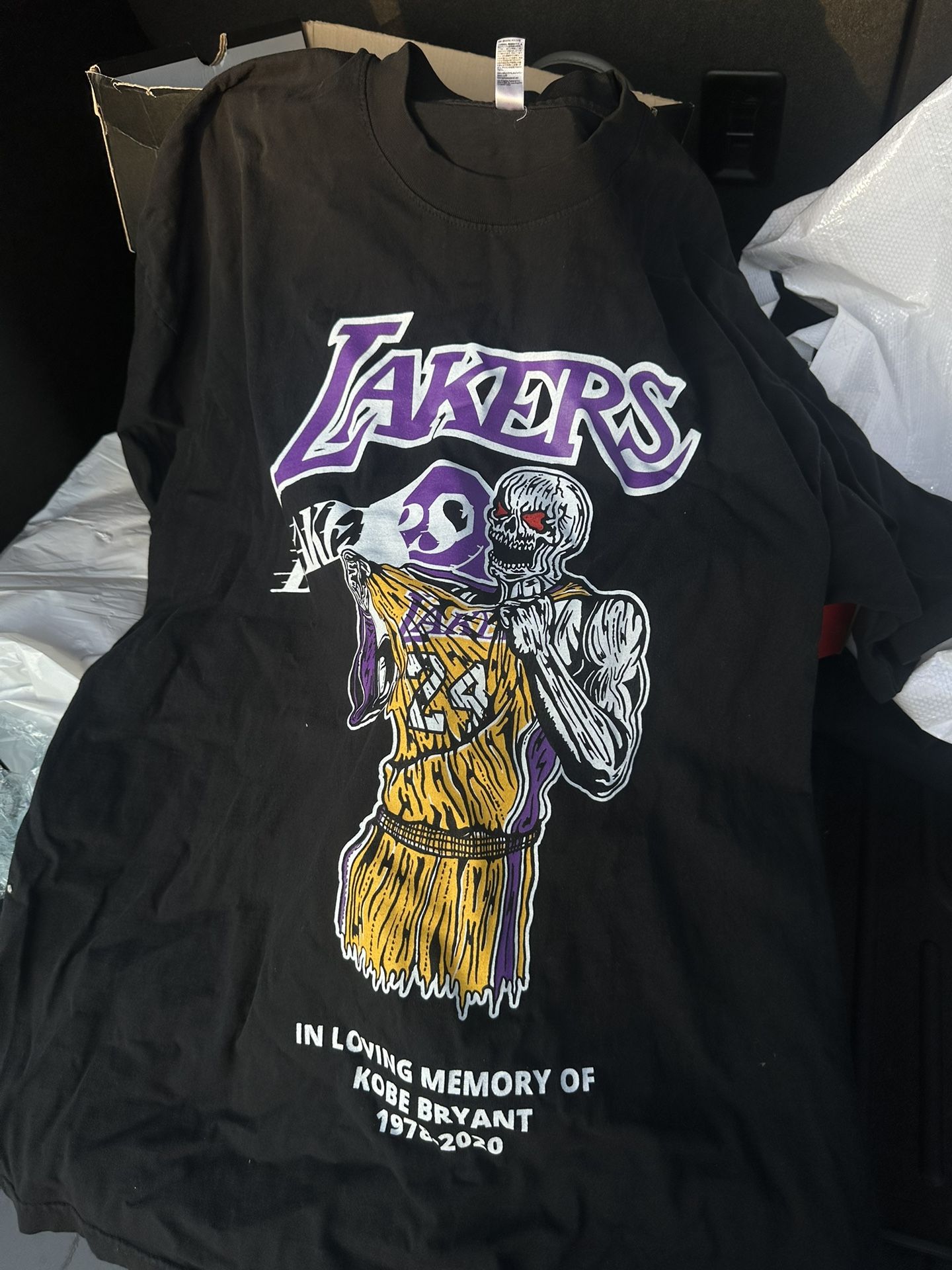 Warren Lotas RIP Kobe Tribute Shirt XXL