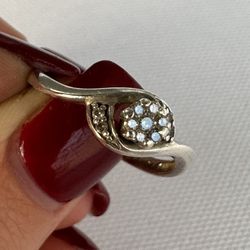 1/15 CT. T.W. Diamond Swirl Promise Ring