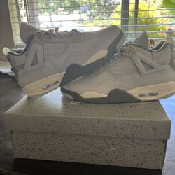 Jordan 4 Retro 