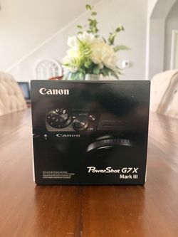 Silver Canon G7x