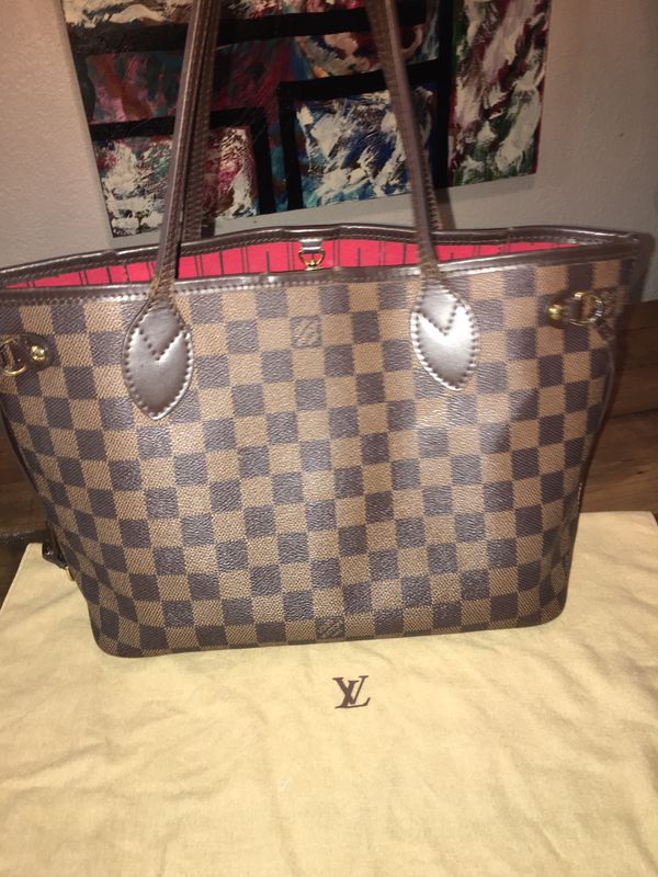 Authentic Louis Vuitton Neverfull PM for Sale in Chula Vista, CA - OfferUp