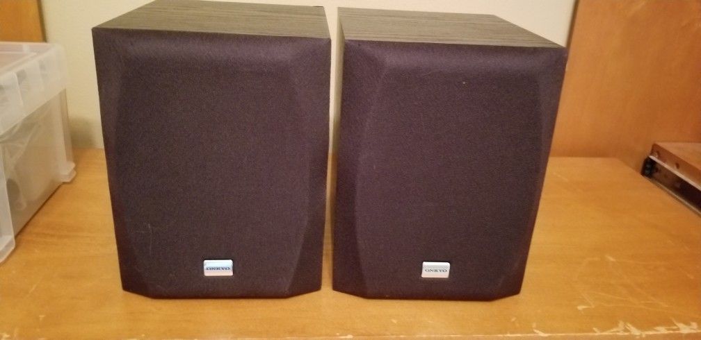 Onkyo Speakers, Pair