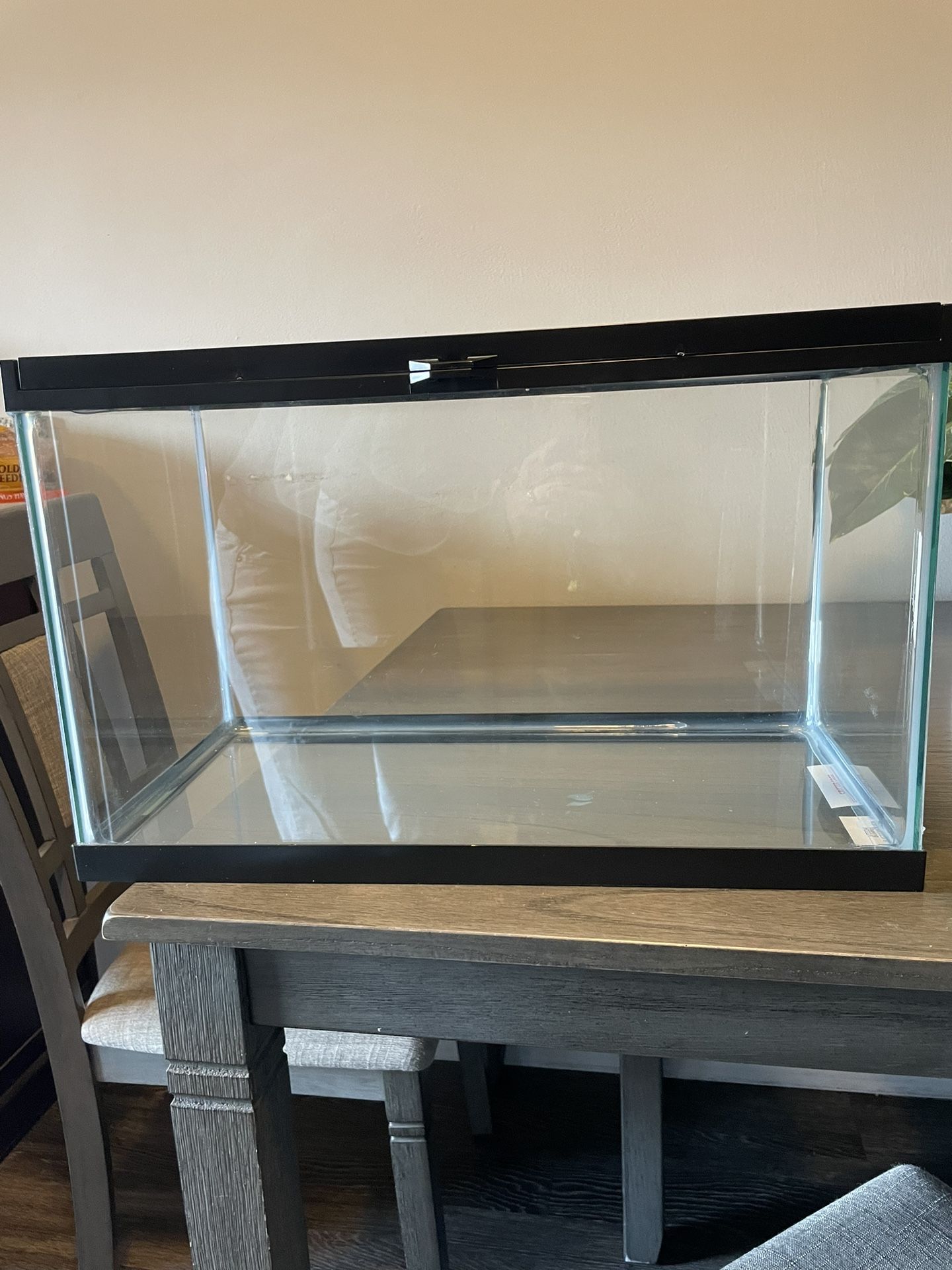 Brand New Tank 10 Gallon