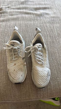 Nike Air Max 27C Grey / White Women’s Size 7