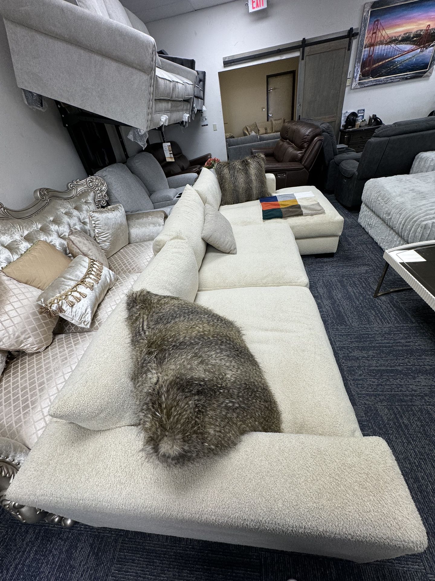 Sectional Chaise ( Wooly Different Colors Available) Same Day Delivery 