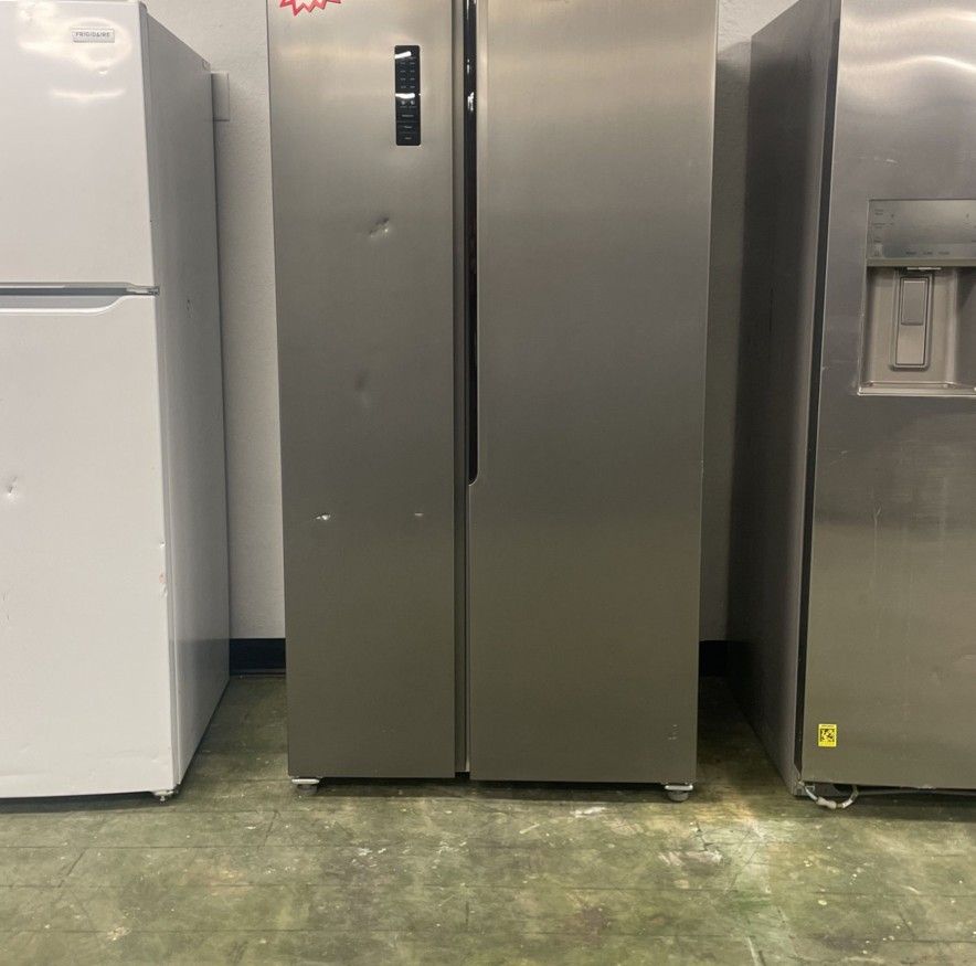 Frigidaire gallery side by side refrigerator D KMW