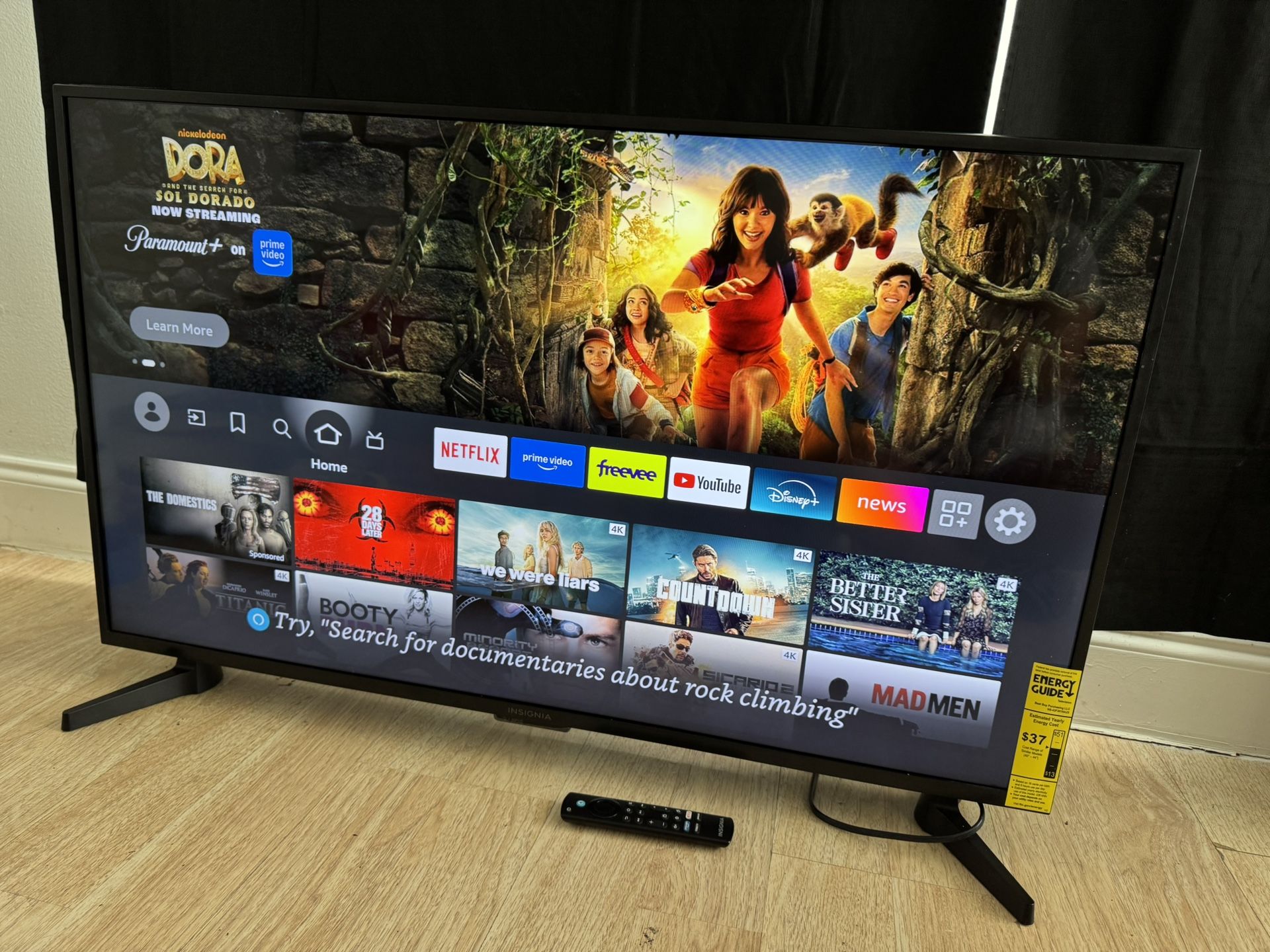 Insignia TV 43” LED 4K Fire Tv With Tilting Tv Wall Mount