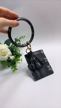 High Quality PU Leather Keychain Wallet/Card Holder Big Circle, Black and White