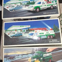 10 Hess Trucks