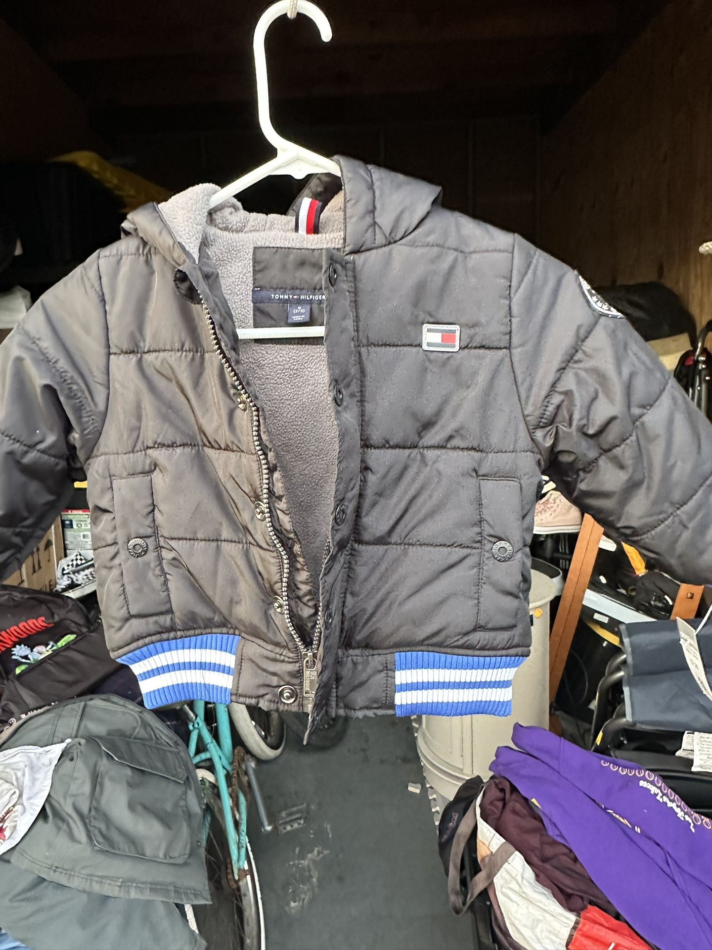 Tommy Hilfiger Toddler Jacket S 2/3