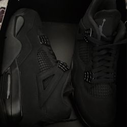 Jordan 4 Retro 