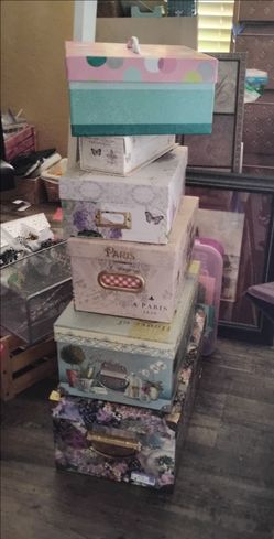 Moving sale - furniture, home decor, arts and crafts, etc