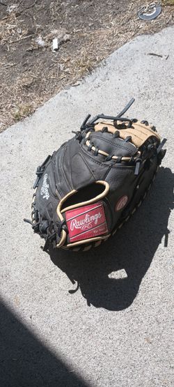 Rawlings Baseball Glove