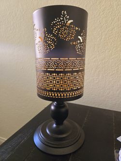 BRAND NEW EXCELLENT CONDITION LIFETIME MANDALA CANDLE HOLDER 