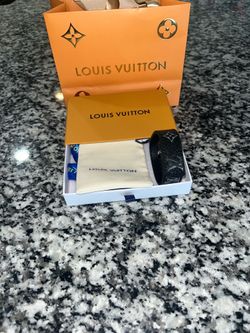 LV slim wristband