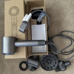 Dyson Hair Dryer ( Great condition) 