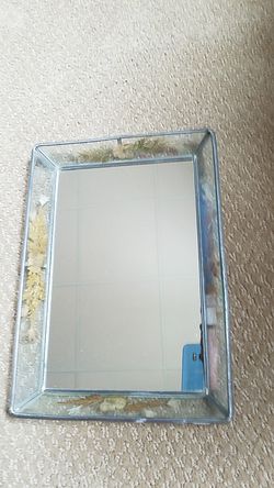 Mirrored vanity tray