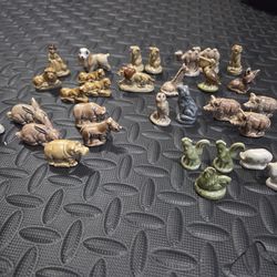 Vintage Wade Whimsies figurine lot- Red Rose Tea, Safari, Endangered Species, Noah's Ark and more!