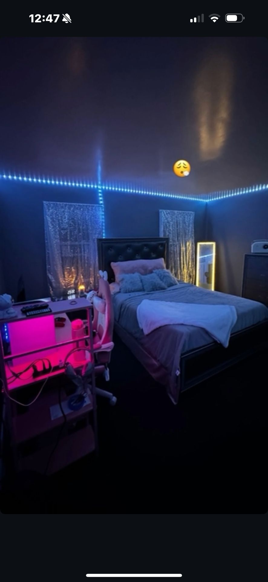 Medium Grey Bedroom Set
