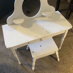 Princess Desk 