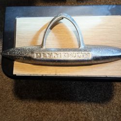 Antique Car Trunk Emblems