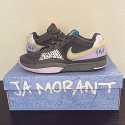 *USED* Nike Ja 1 Personal Touch Size 9.5