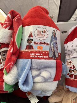 Elf on the Shelf Hooded Throw 