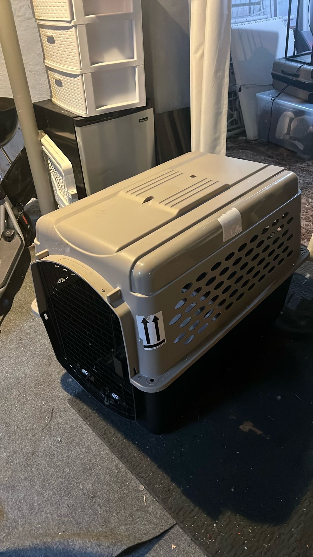 Large Pet Travel Crate – Fits German Shepherd