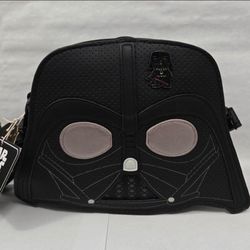 Loungefly Funko Pop Star Wars Darth Vadar w/Pin Crossbody 
