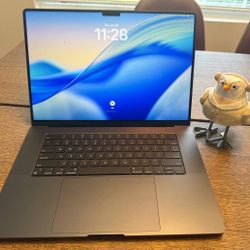 2024 MacBook Pro 16inch M3 Pro 36gb RAM 512gb SSD 