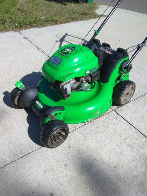 Lawn Boy Insight Series Self-Propelled 21-Inch 6.5 HP Lawn Mower 10684