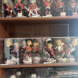 Chicago Blackhawks- EVERY/MANY Different Players Bobbleheads 2003, 2009-2020 New In Boxes