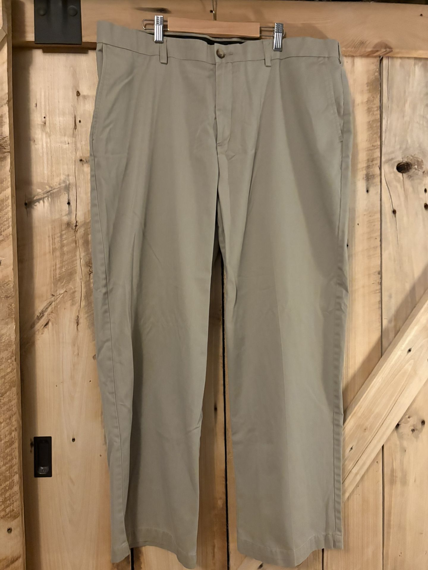 Men’s Croft & Barrow Khaki Pants