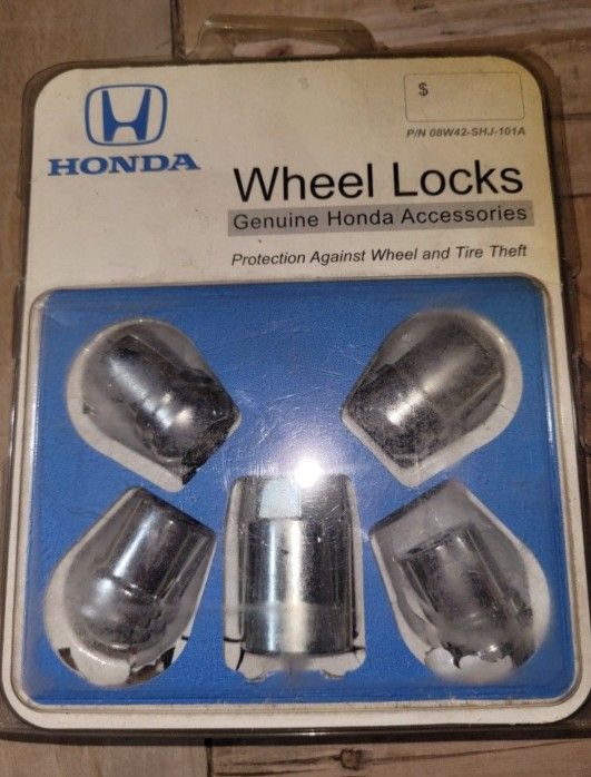 Wheel Locks 14 mm x 1.5 lug nut size.