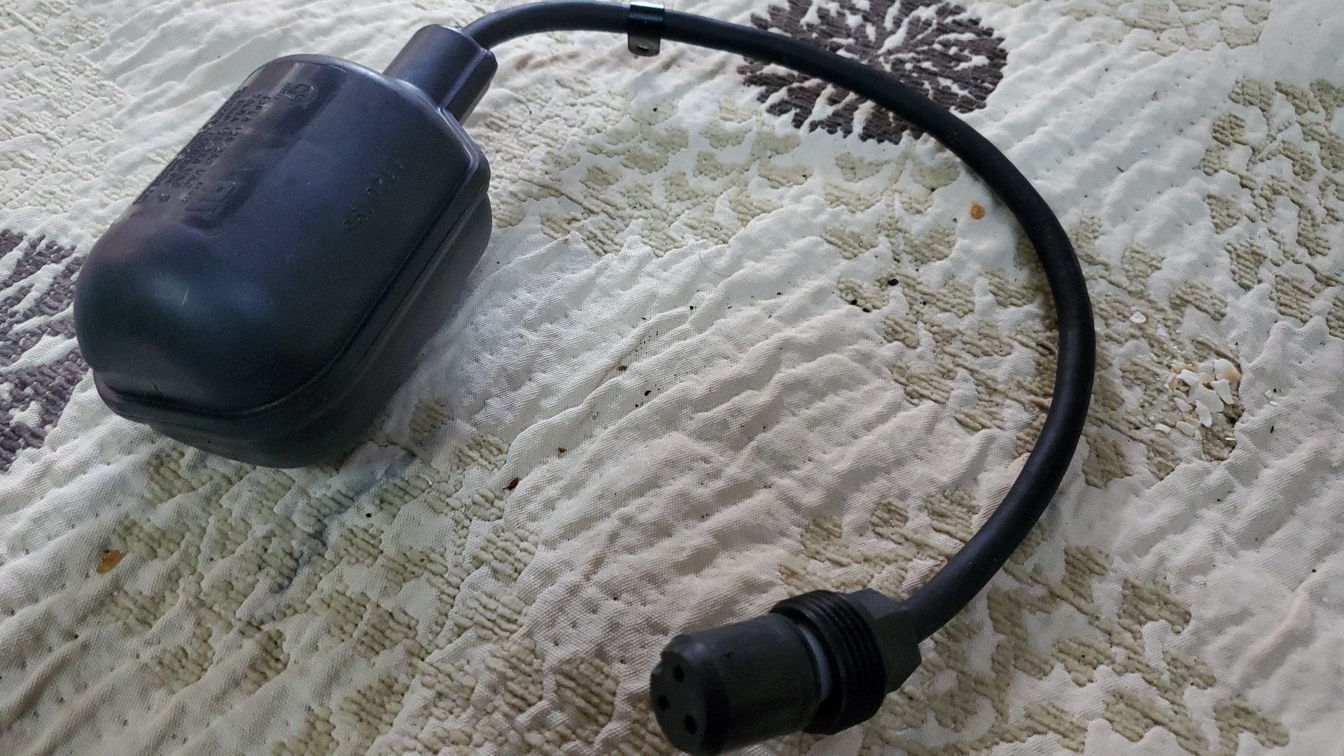 Sump pump floater, fits everbuilt pump