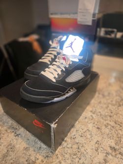 Jordan 5 Black Metallic size 9m