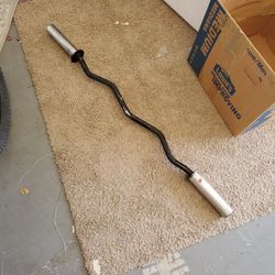 Curl Bar REDUCED TO SELL TODAY